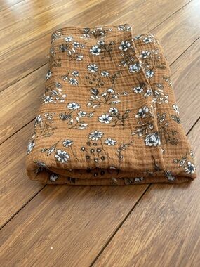 Mebie Baby Rust Floral Cotton Muslin Baby Blanket